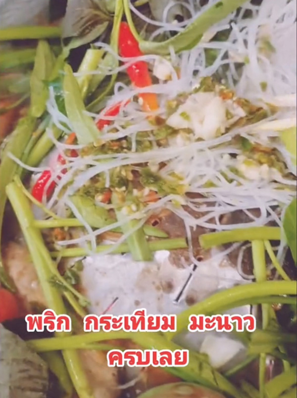 เมื่อฝรั่งลองกินหมูกระทะครั้งแรก เดินไปเห็นเตาถึงกับเหวอตาค้าง 