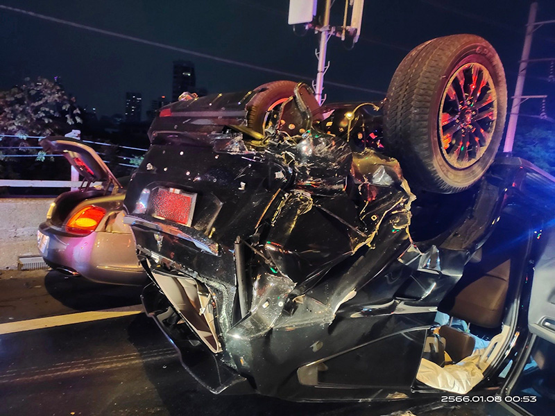 รถปาเจโร ลั่นต้องซื้อคันใหม่ชดใช้ ไม่งั้นเจอกันโหนกระแส