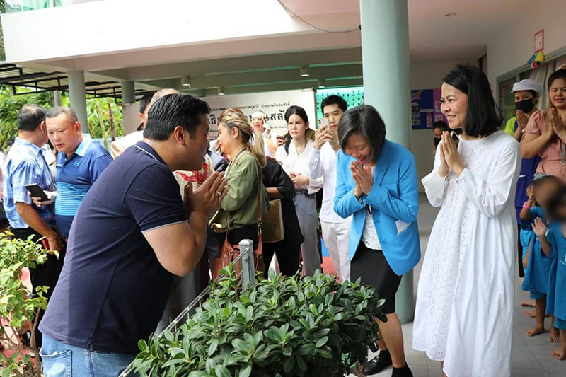 ท่านอ้น วัชรเรศร วิวัชรวงศ์