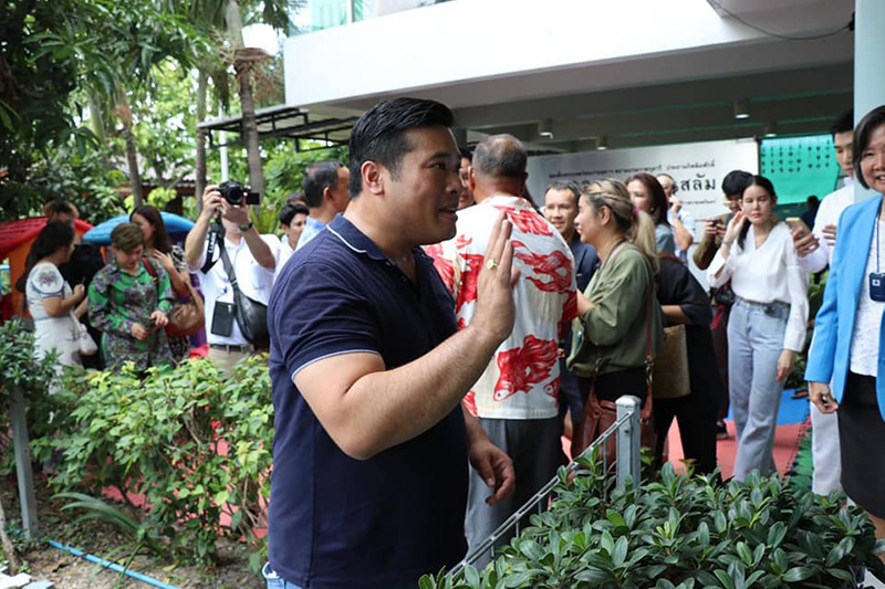 ท่านอ้น วัชรเรศร วิวัชรวงศ์