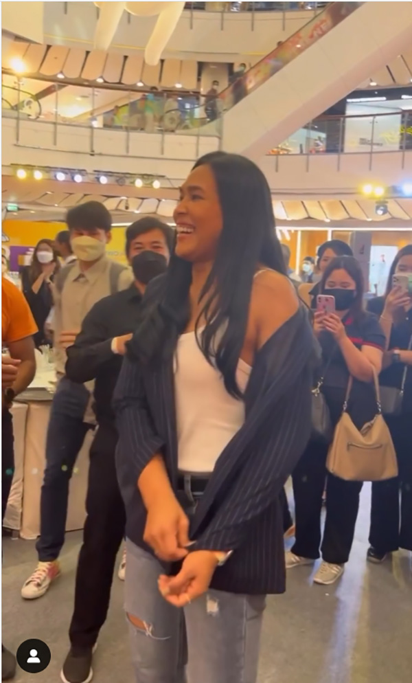 บัวขาว VS อรอุมา ชกตู้วัดพลังหมัด 