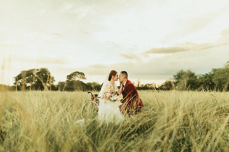 ไวรัล 2 ล้านวิว เจ้าสาววีลแชร์ควงคู่เจ้าบ่าวถ่ายพรีเวดดิ้ง