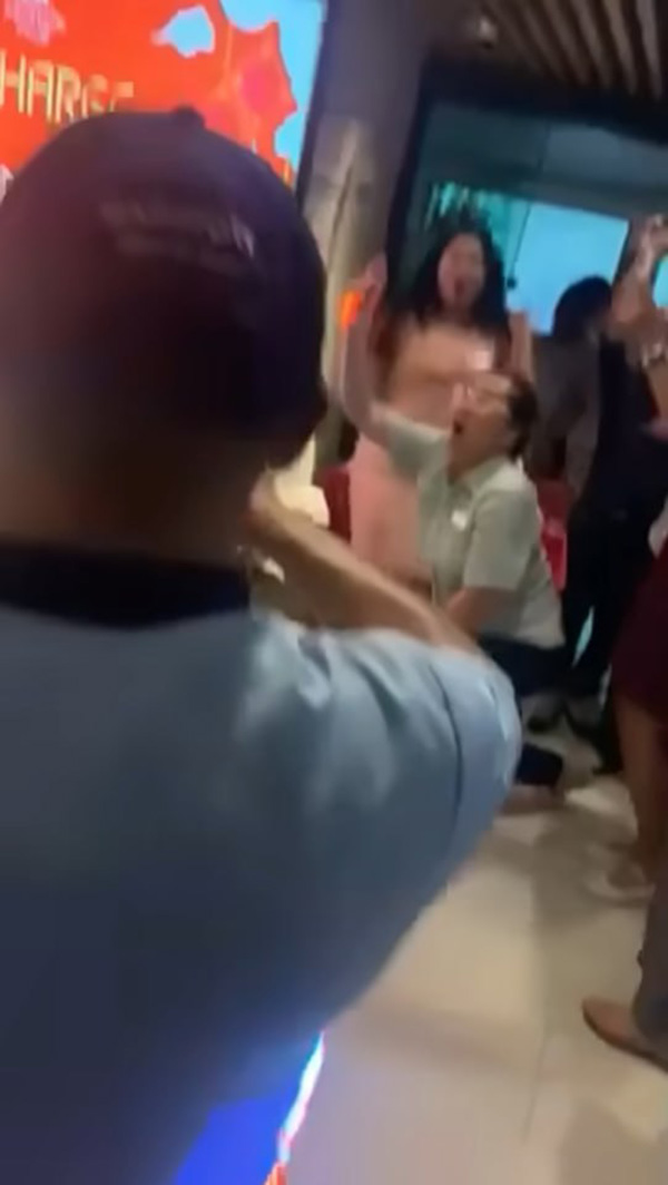 โรงแรมดังภูเก็ต ฟาดเซอร์วิสชาร์จ พนง เดือนเดียวเกือบ 8 หมื่น   