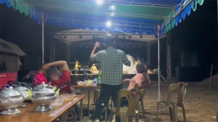 จ้างวงดนตรีมาเล่น เต้นคนเดียวแบบส่วนตัว