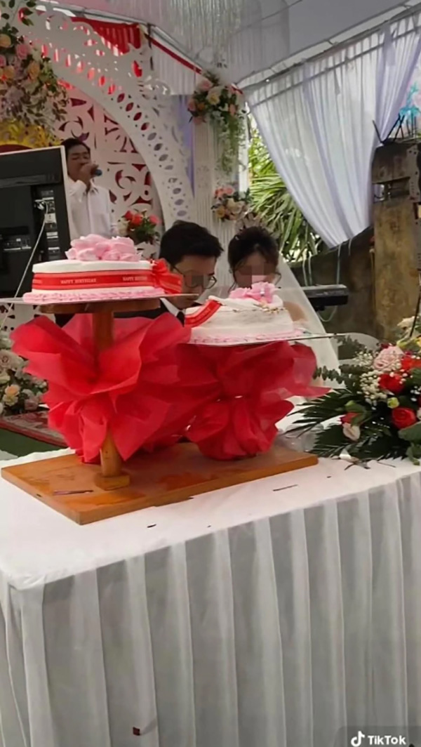 ข้อความบนเค้ก 