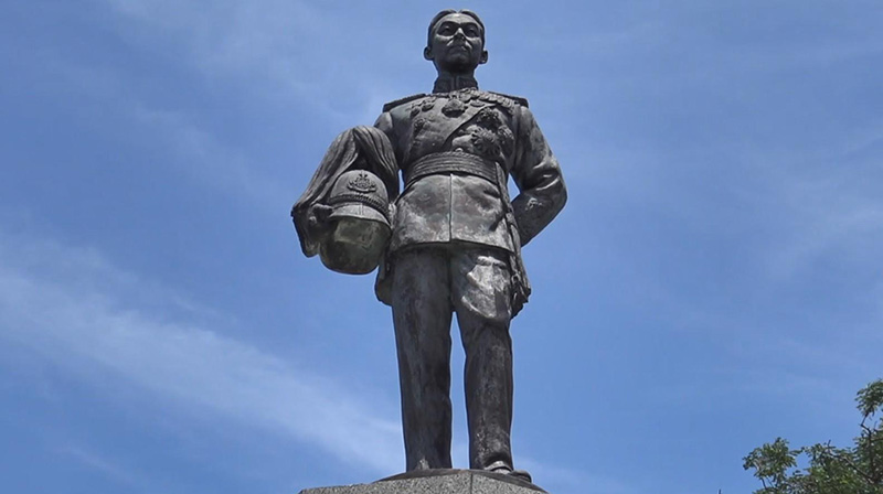 โจรแสบย่องฉก กระบี่อนุสาวรีย์ กรมหลวงลพบุรีราเมศวร์ บนเขาน้อย สงขลา