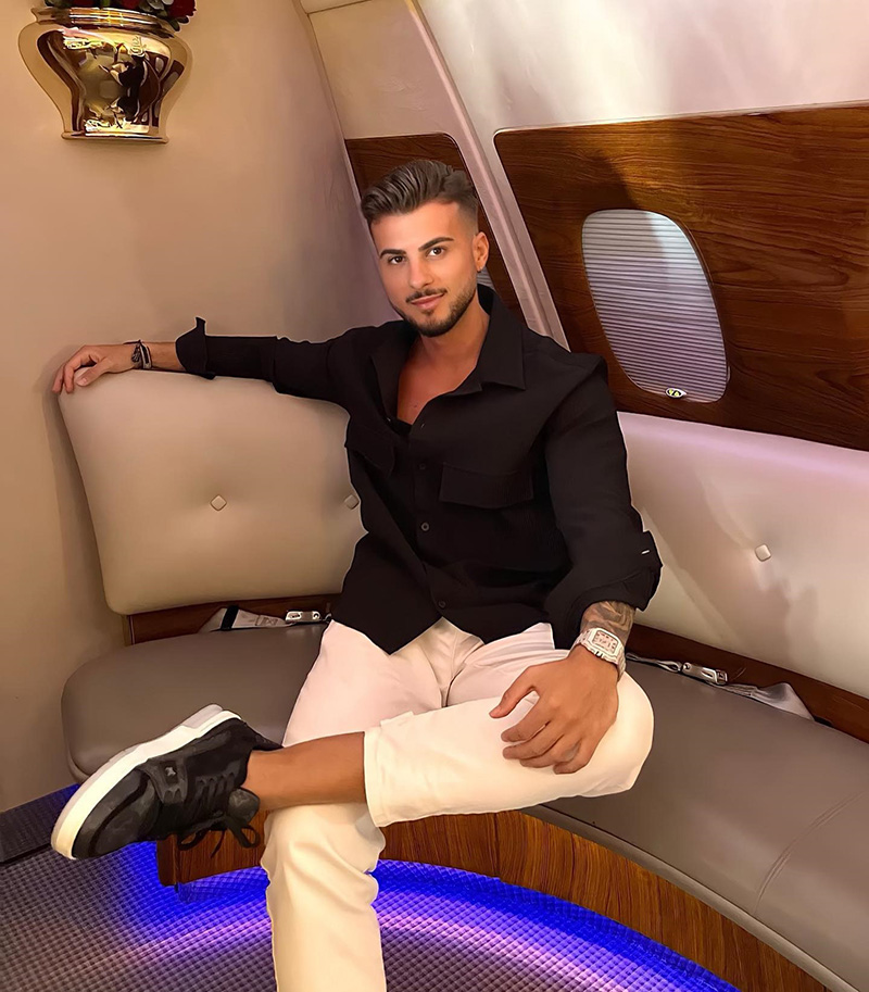 หนุ่มสร้างตัว เป็นเศรษฐีในวัย 26 เผยเหตุผลไม่บอกพ่อแม่เรื่องรวย 