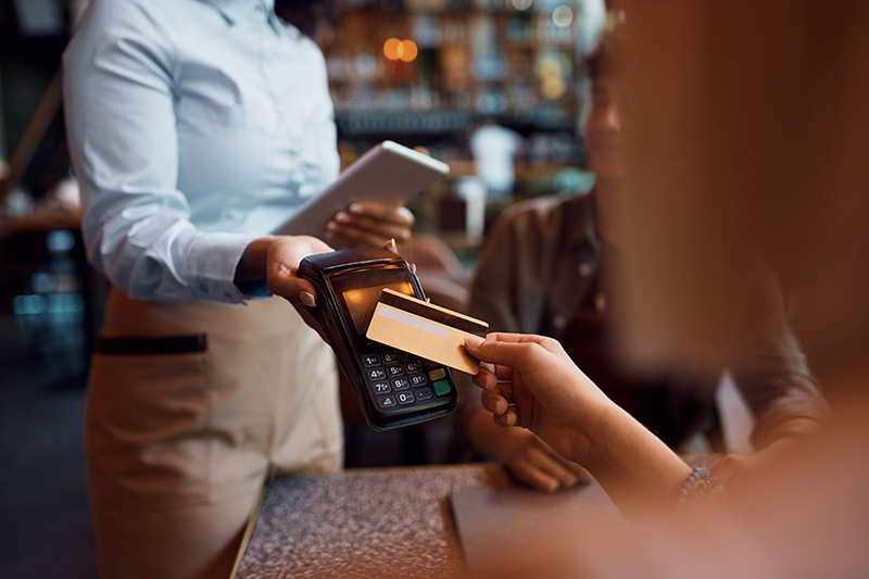 จ่ายเงินเดตแรก 
