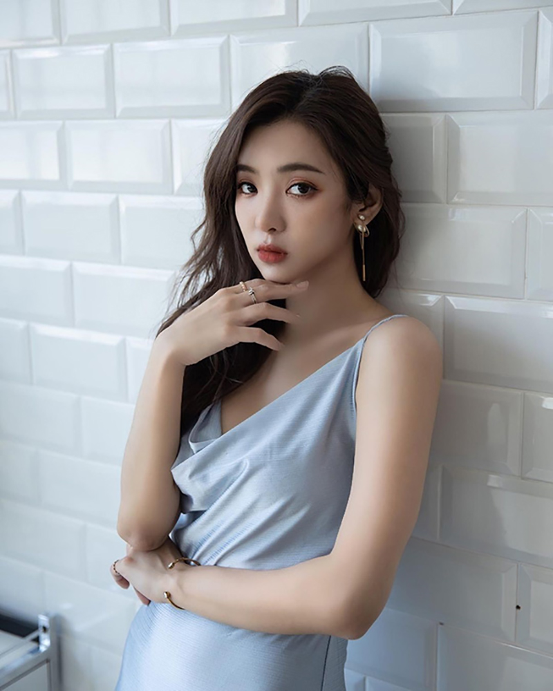 อันยู่ชิง เคลื่อนไหว