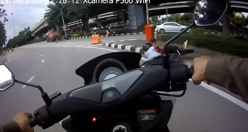 ขี่รถย้อนศรมาเจอตำรวจ ซิ่งหนีไม่คิดชีวิต