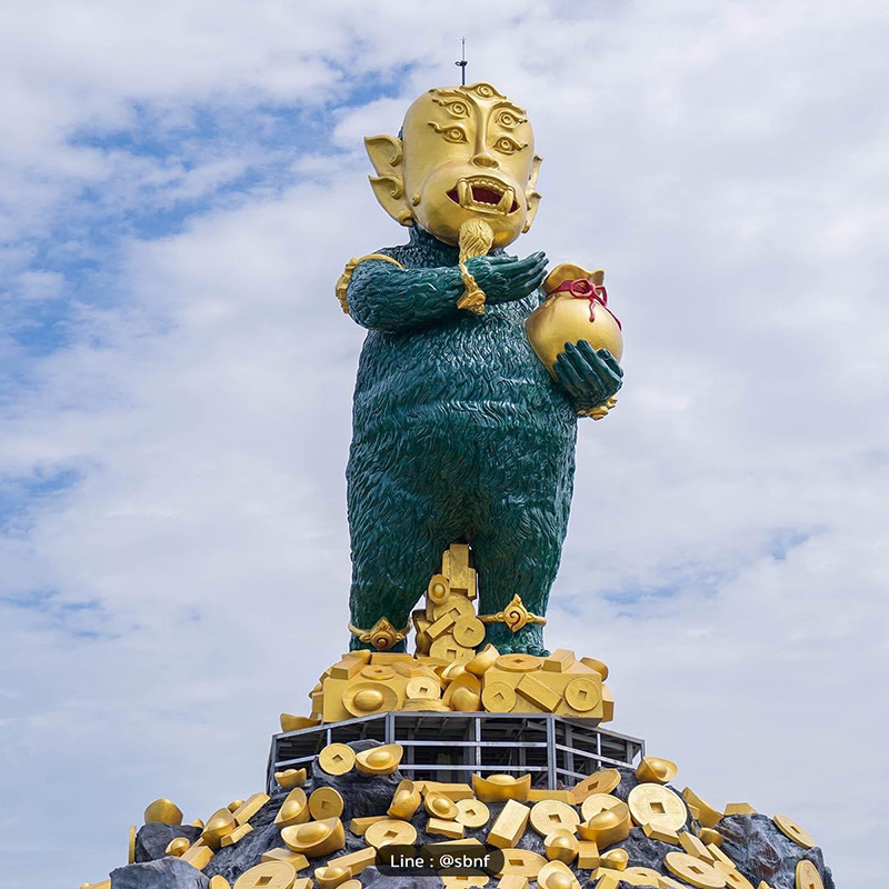 เทพสี่หูห้าตา