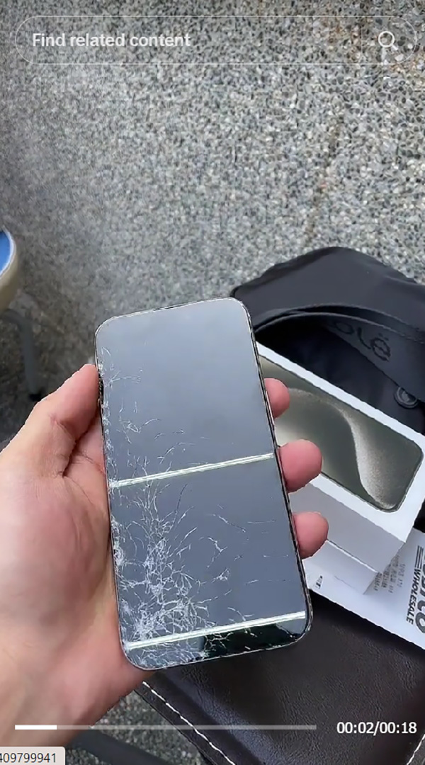 ทำ iPhone 15 Pro ตกหน้าร้านจอแตก