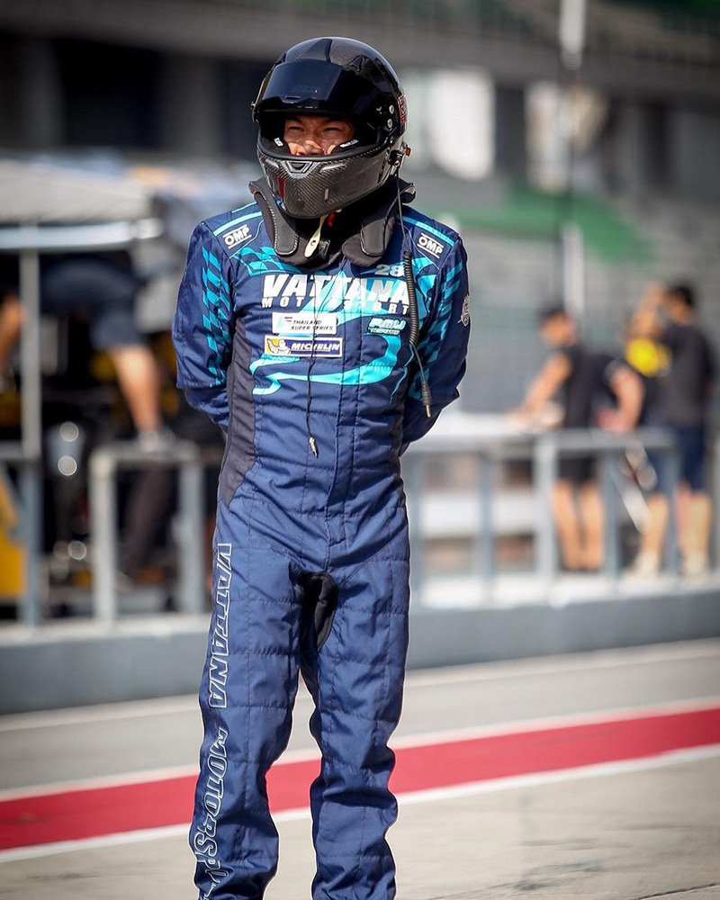 ด่วน เอ๋ ชนม์สวัสดิ์ ถูกหามส่ง รพ. 