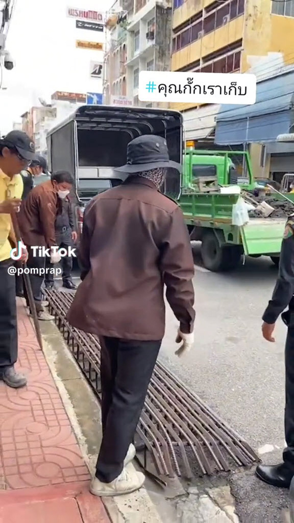 เขตลุยทุบคนเทปูนทางเท้าลงพื้นถนน 