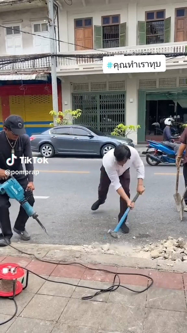 เขตลุยทุบคนเทปูนทางเท้าลงพื้นถนน 