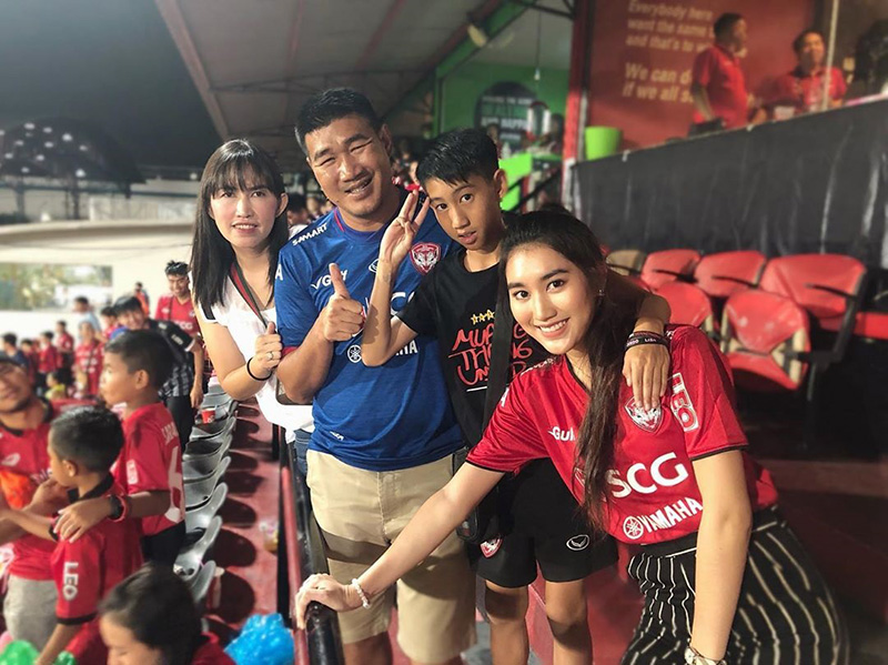 อ้อย เสาวนีย์