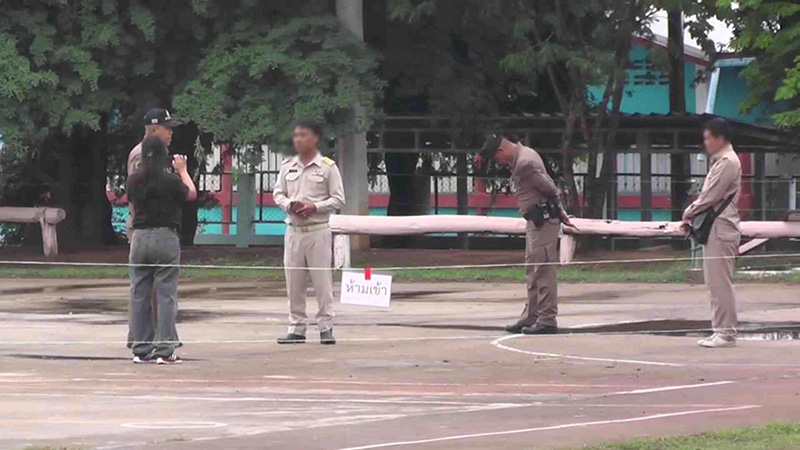 สยอง เด็ก ม 2 เจอระเบิดในโรงเรียน หวังดีจะเอาไปให้ผู้ใหญ่ พลาดบึ้มใส่มือหวิดขาด 