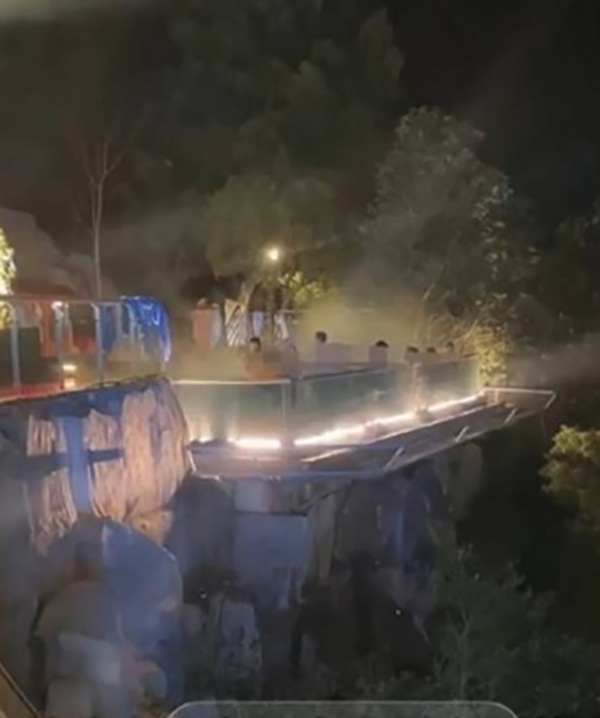 โรงแรมบ่อน้ำพุร้อน 5 ดาว ถ่ายคลิปลูกค้าแช่น้ำ 