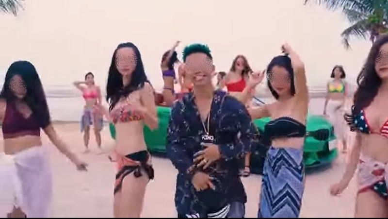 แรปเปอร์ นางแบบสาวเซ็กซี่ MV มาเก๊า เจอ ตร เรียกสอบ