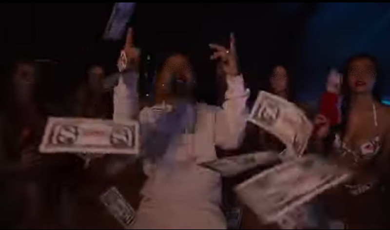 แรปเปอร์ นางแบบสาวเซ็กซี่ MV มาเก๊า เจอ ตร เรียกสอบ