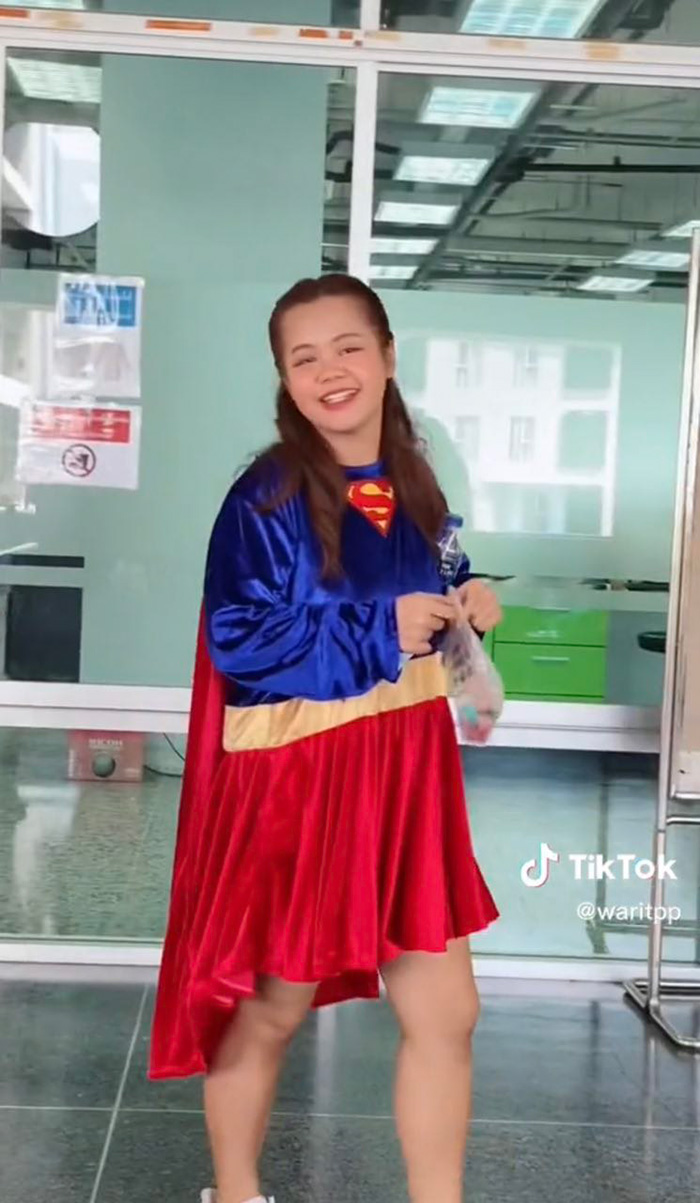 เมื่ออาจารย์ให้ใส่ชุดอะไรมาสอบก็ได้ นิสิตปี 4 