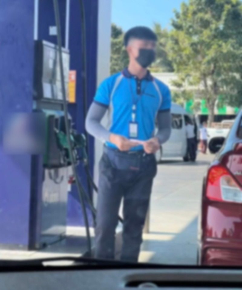 โซเชียลแห่ปกป้อง เด็กปั๊มหล่อทะลุแมสก์ หลังเป็นไวรัล