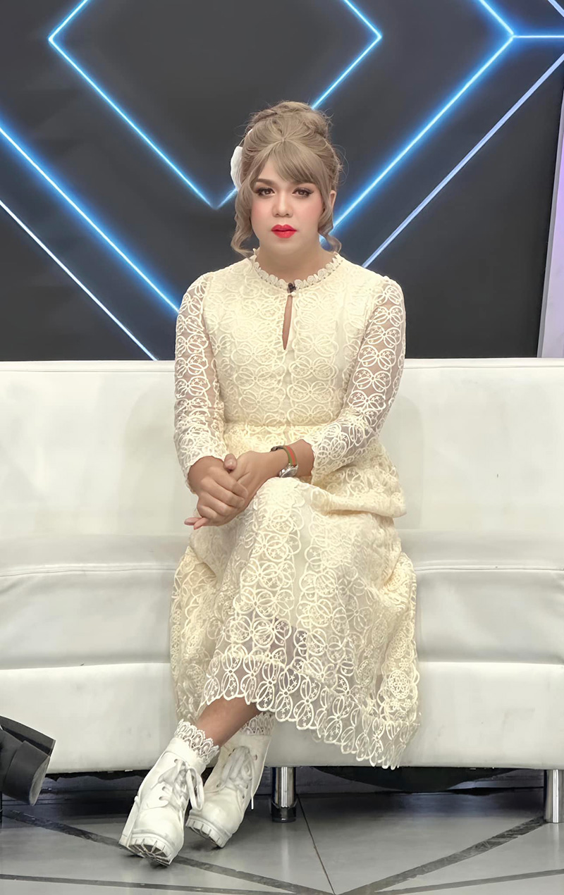 แพรรี่ ไพรวัลย์ 