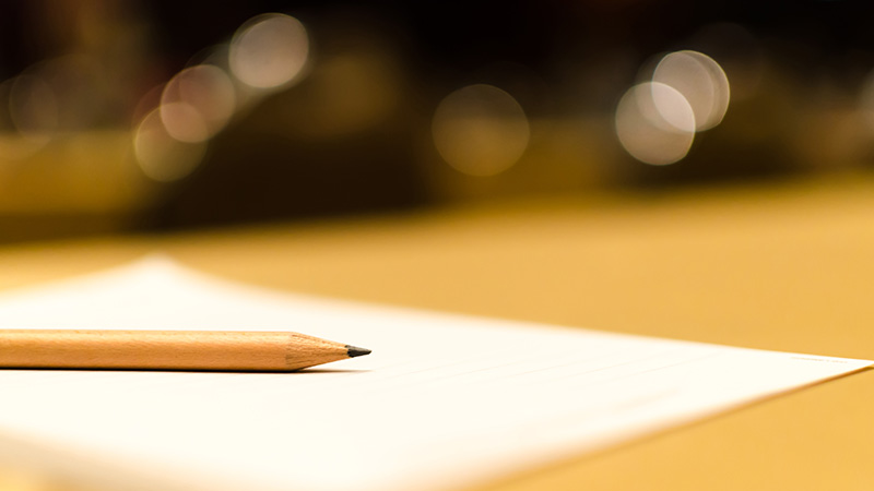 ป.3 ถูกเพื่อนใช้ดินสอแทงตาบอด 