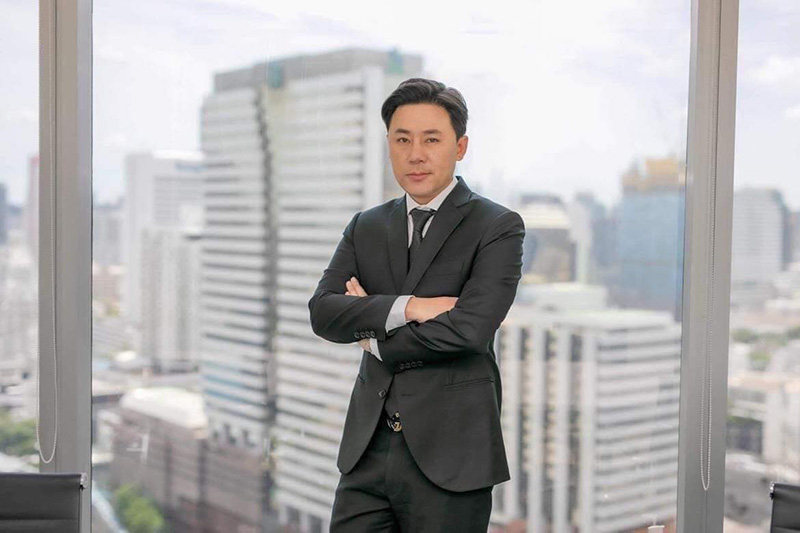 ทนายตั้ม 