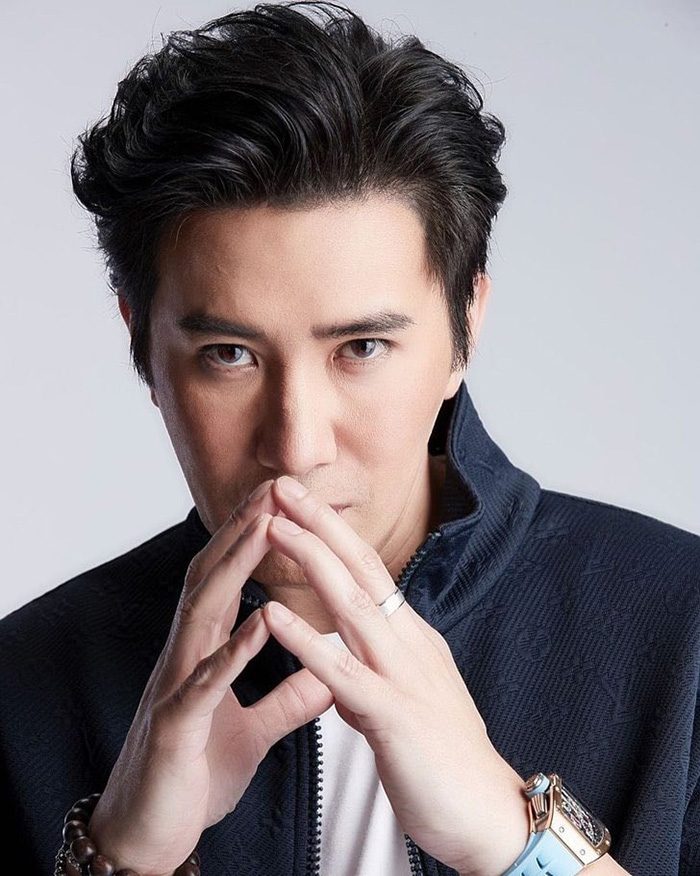 หนุ่ม กรรชัย 