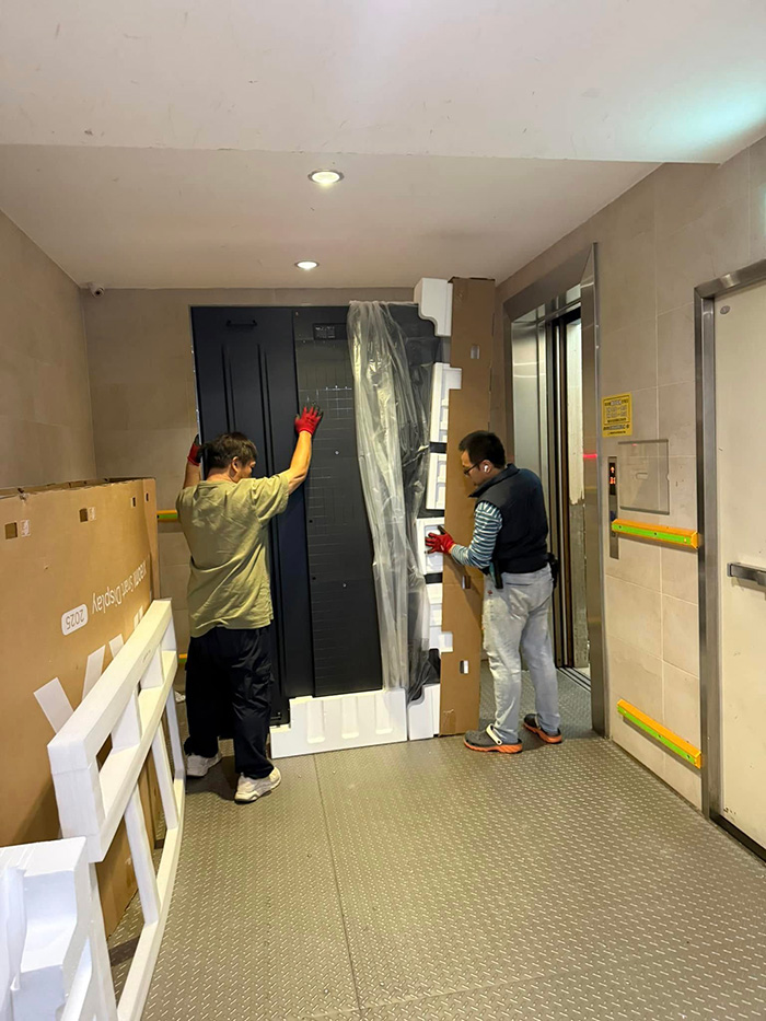 ถอยทีวีใหม่ 100 นิ้ว