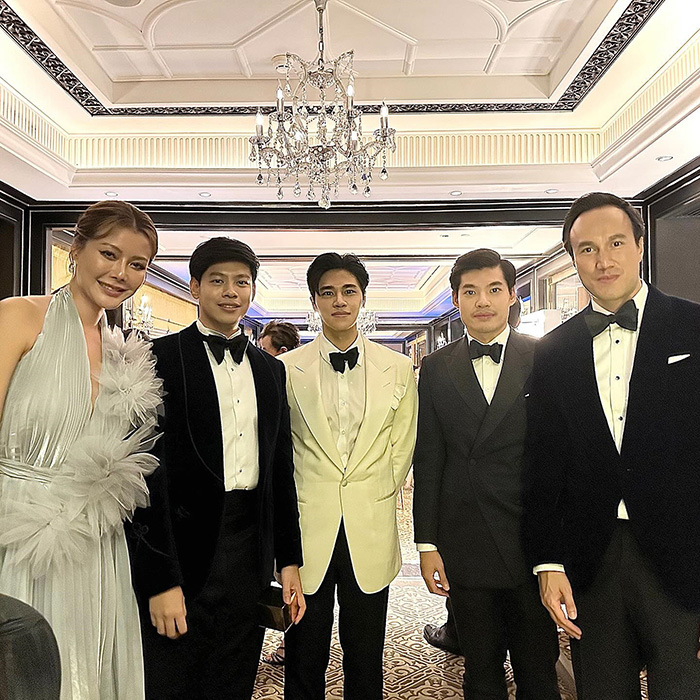 หนุ่มคนดังของไทย