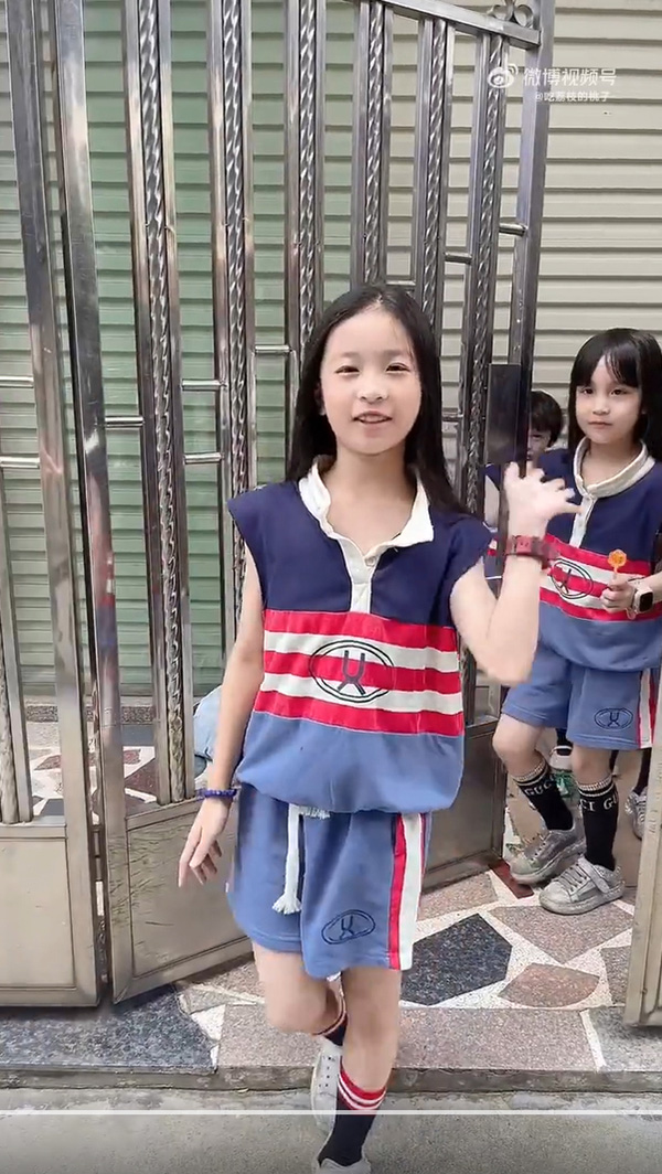 แม่ยังสาว มีลูก 5 คนรวด