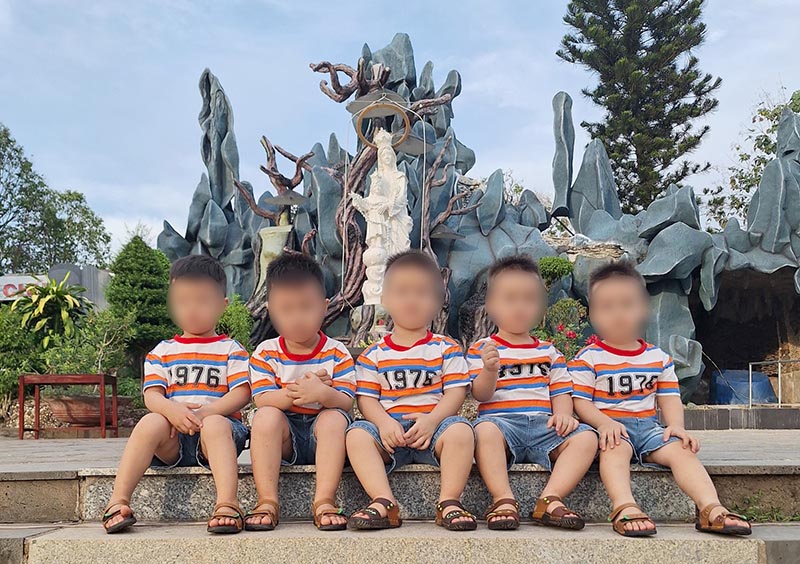 คุณแม่คลอดเบบี๋ 5 คน ใน 13 เดือน