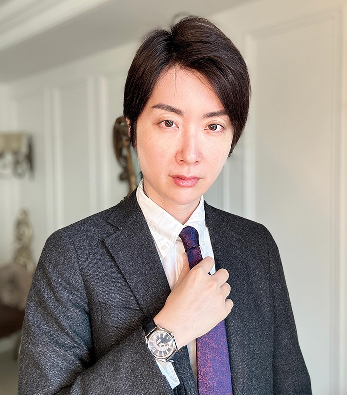 อัยการคนสวย พลิกสวมสูทแต่งแมน