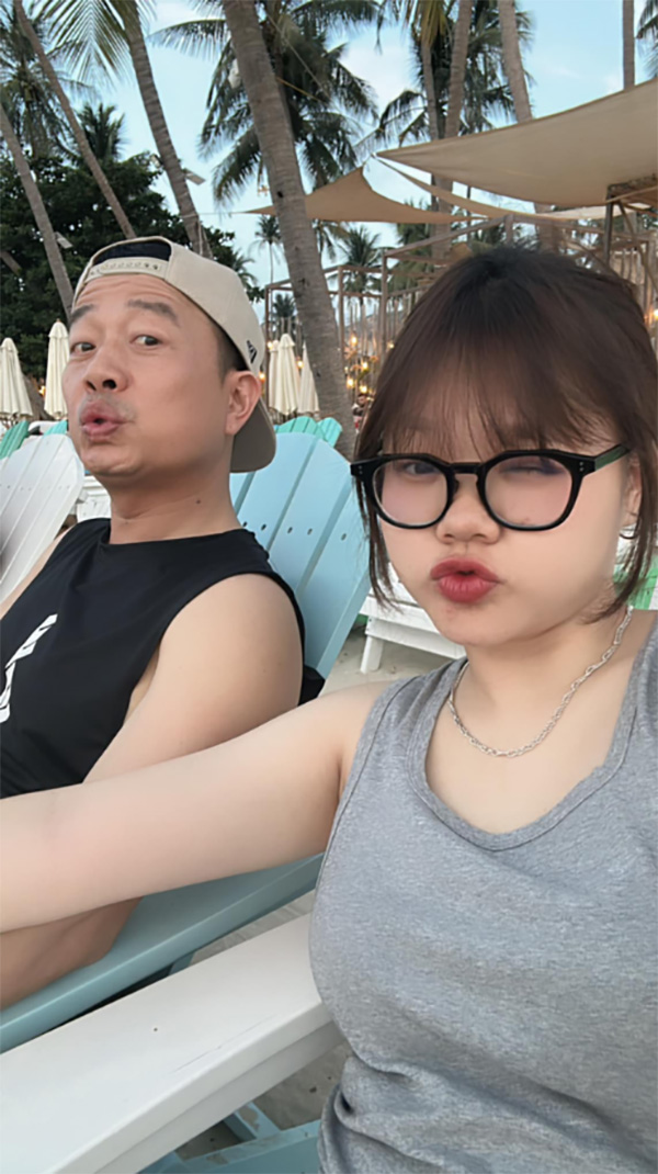 คู่รักอายุห่าง 20 ปี 