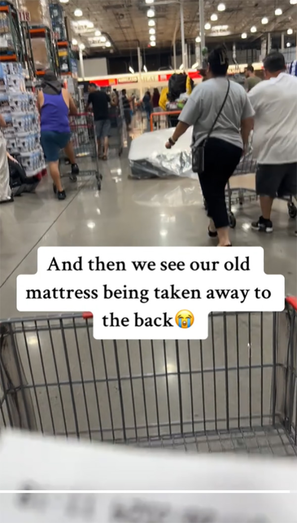 คู่รักขนที่นอนไปขอคืนเงิน 