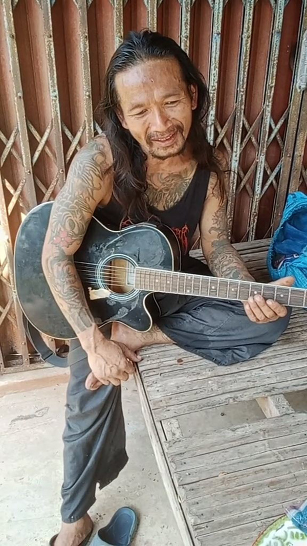 ขุนเดช หนุ่มป่วยจิตเวช