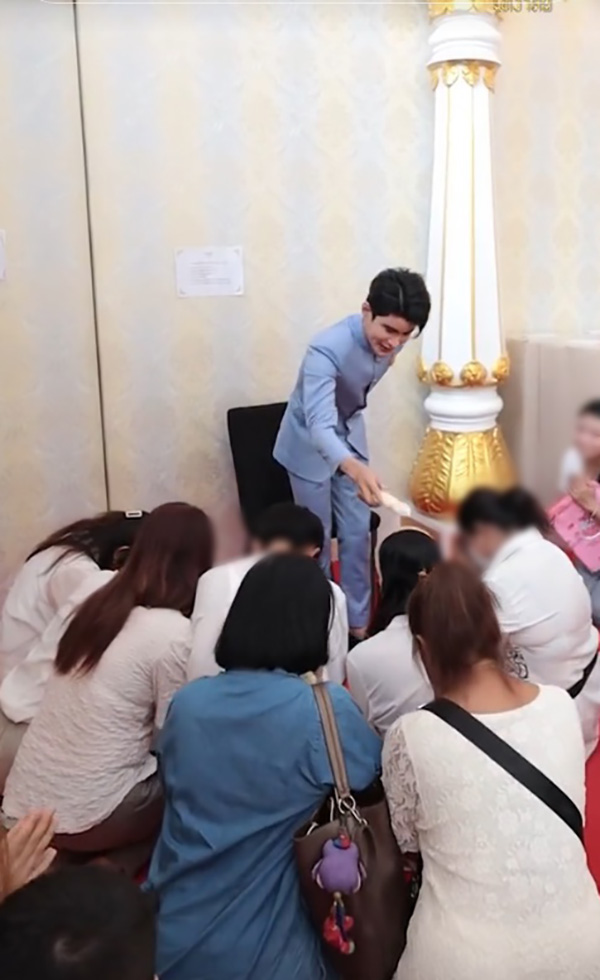 อาจารย์เอ จักรพรรดิ 