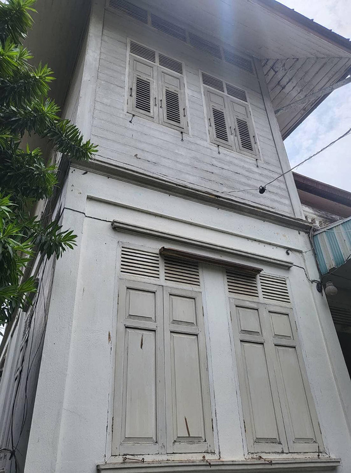 ประกาศขายบ้านเรือนโบราณริมเจ้าพระยา 45 ล้านบาท