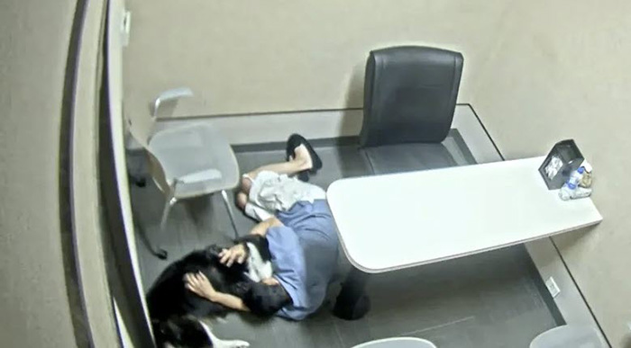 หนุ่มโดนสอบสวนโหด 17 ชม