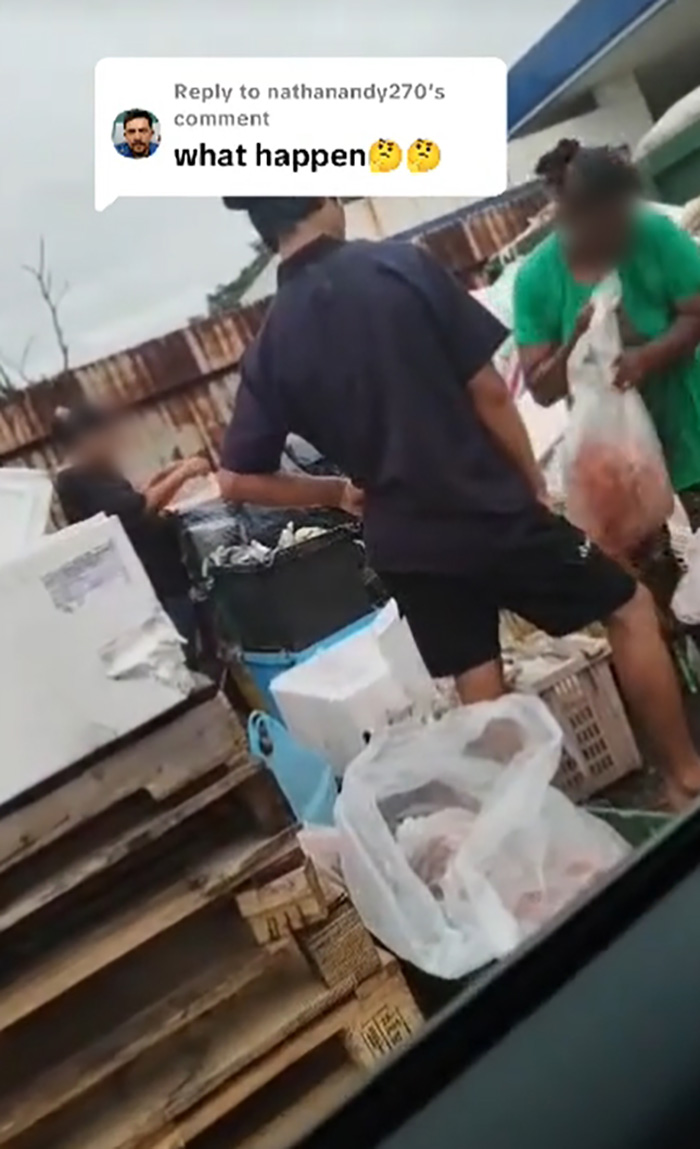 คลิปแฉร้านอาหาร คนงานคุ้ยถังขยะ 