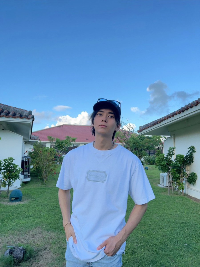 หนุ่มหล่อ เปิดภาพเทียบอดีต 10 ปี หนุ่มหล่อ เปิดภาพเทียบอดีต 10 ปี