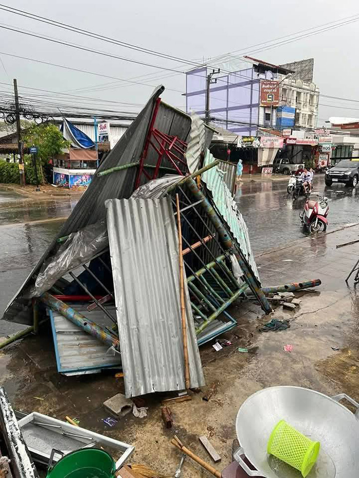 เปิดภาพพายุถล่มขอนแก่น