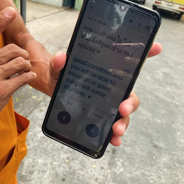 ต่างชาติแห่ชื่มชมพระไทย ใช้ Google Translate