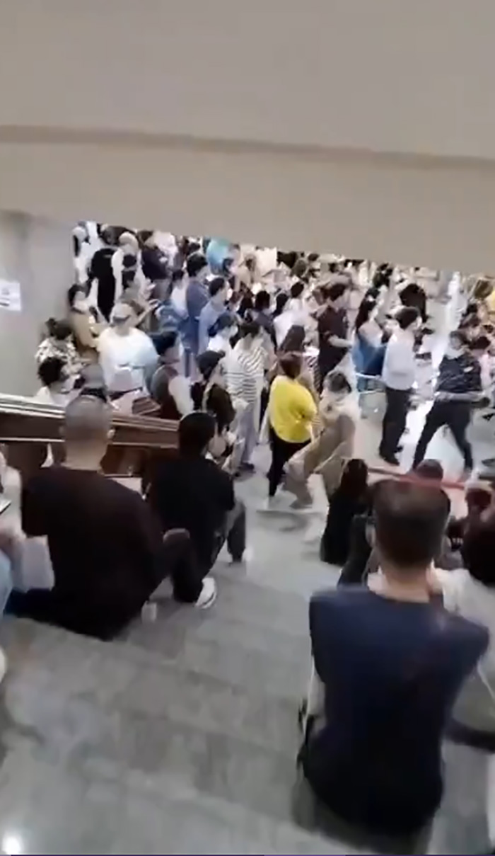 สื่อต่างชาติทึ่ง คนไทยรวมพลังบริจาคเลือด 