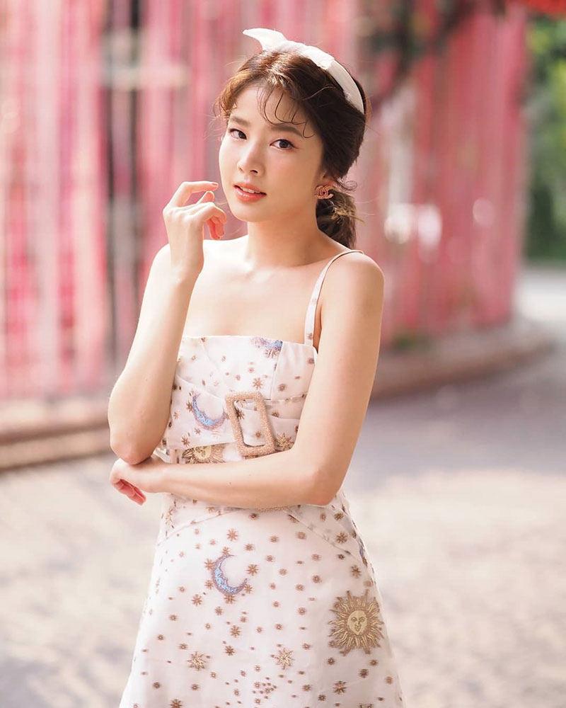 ฝน ศนันธฉัตร 