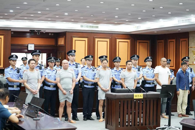 เสี่ยจ้างฆ่าคู่แข่ง