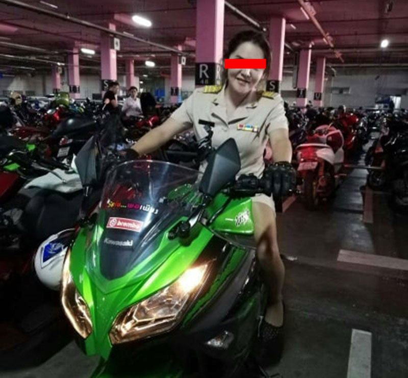 ครูวา สาวสอง