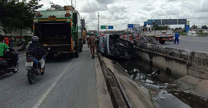 พัชรวาท